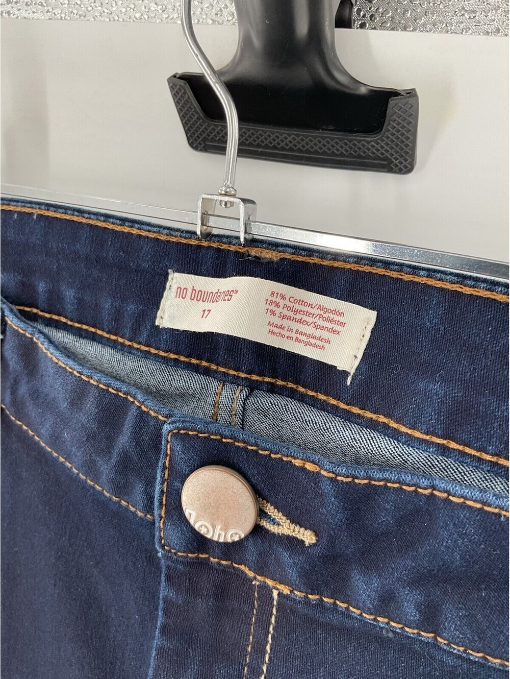 No Boundaries Women’s Junior Size 17 Dark Blue Jeans 108 - Picture 3 of 6